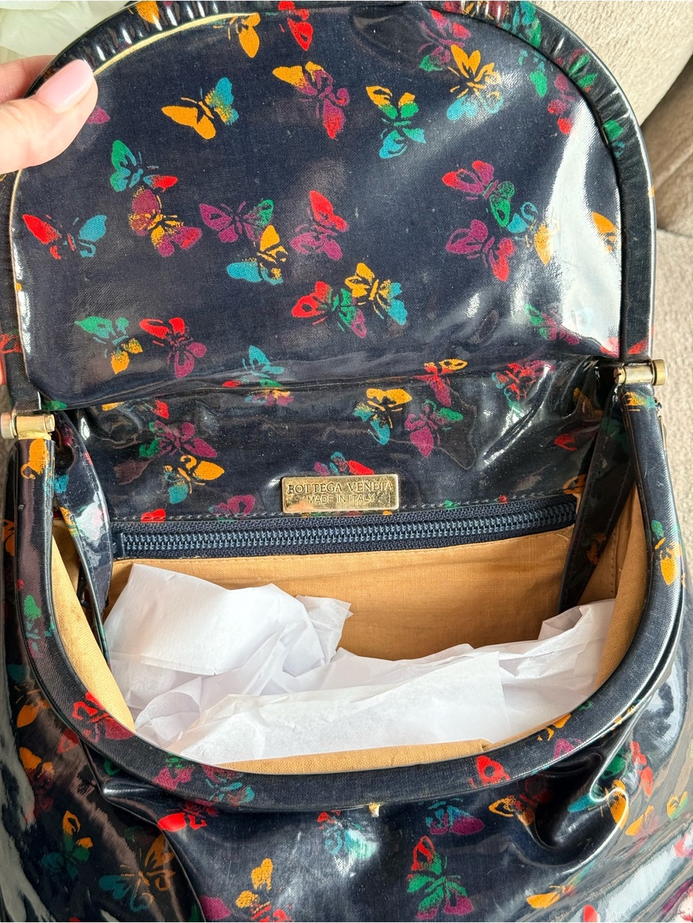 Bottega Veneta Butterfly Print Vintage Shoulder Bag with COA - Picture 5 of 11